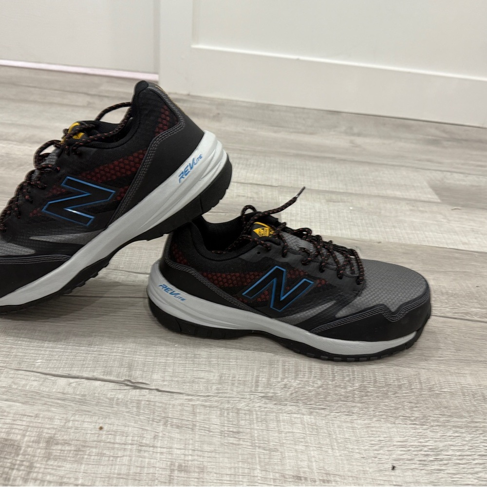 New Balance Wide Composite Toe Work Shoe 589